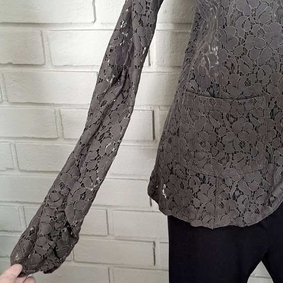 Eyelash Couture Gray Long Sleeve Button Up Blouse. Size Large NWT - Picture 5 of 9